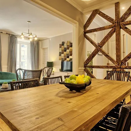 Angel S Chic Duplex
